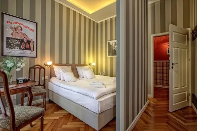 Stare Kino Cinema Residence