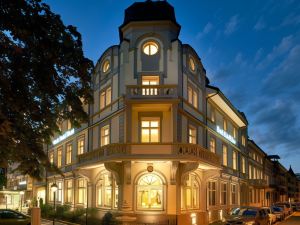 Park Hotel Post Freiburg - Kultur und Literatur am Colombipark