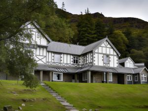 Plas Weunydd Hotel