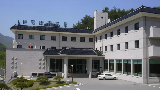 Munkyung Tourist Hotel