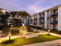 Lodestar Waterside Apartments