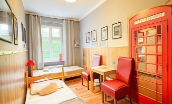 Explorer Hostel & Apartment Stare Miasto Old Town 24H