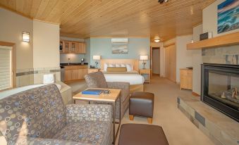 Surfside on Lake Superior - Housity