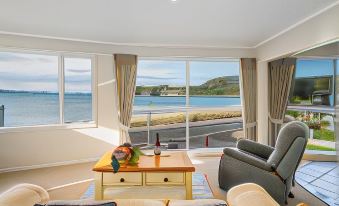 Waterfront Apartments Whitianga