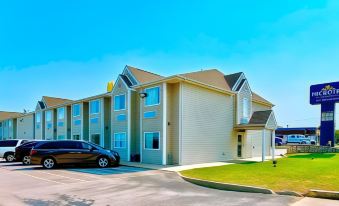 Microtel Inn & Suites by Wyndham Ardmore