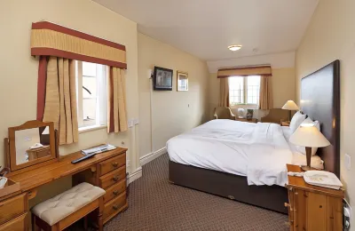 Cromwell Lodge Hotel by Greene King Inns