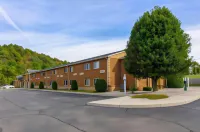 Comfort Inn Atkins-Marion I-81 Hotels in Marion