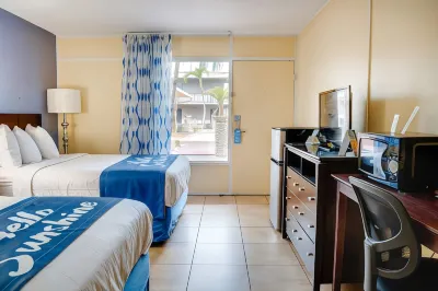 Days Inn by Wyndham St. Petersburg / Tampa Bay Area Hotels near Jabil