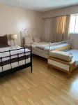 Vancouver Backpacker House Hotels in Burnaby