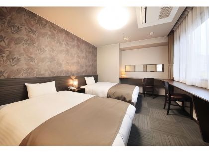 Shinmatsudo Station Hotel