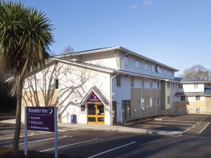 Premier Inn Christchurch / Highcliffe