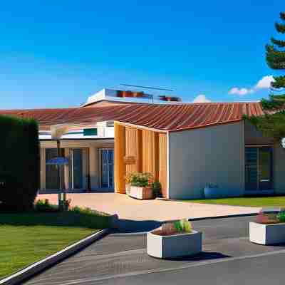 Greet Hotel Castres Saix Hotel Exterior