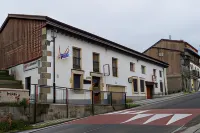 Hospedium Hotel la Fuente Hotels in der Nähe von Iglesiade Santiago - Museo Sacro