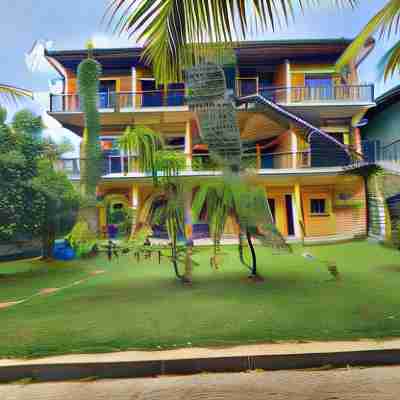Serene Inn Kandana Hotel Exterior