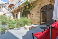 Casa Batroun Lofts Hotels in Kfarhollos