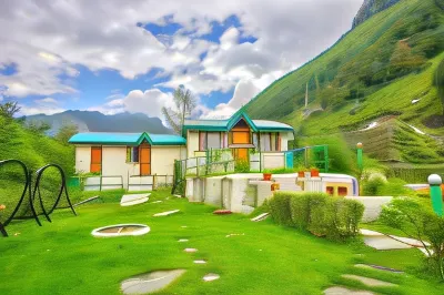 Paradise-The Whitehouse Cafe Hotels near Rohtang Pass