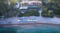 Grekis Hotel & Apartments فنادق في Petalidi