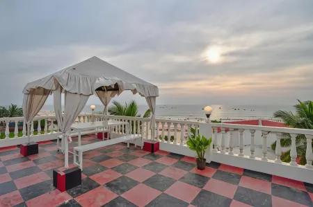 Hotel Salty Waves Baga