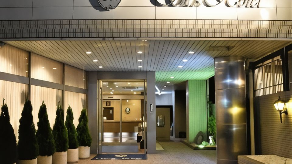 Silk Hotel