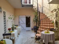 Hostellerie de La Poste Hotels in Taingy