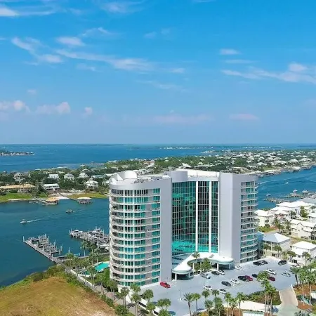 NEW LISTING/BEST GETAWAY/UPDATED 3-BEDROOM 3-BATH @ THE  BELLA LUNA/BOAT DOCKS
