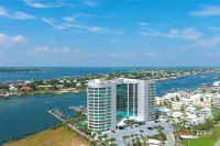 NEW LISTING/BEST GETAWAY/UPDATED 3-BEDROOM 3-BATH @ THE  BELLA LUNA/BOAT DOCKS