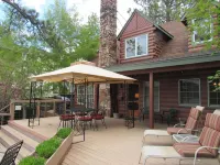 4 + 3 LAKEFRONT HOME W/BOAT DOCK & PRIVATE BEACH