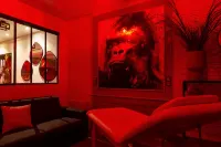 AKA LOVE ROOM Hotels in Fiac