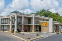 Super 8 by Wyndham Duncan Các khách sạn ở Duncan