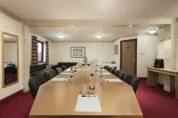 Days Inn by Wyndham Tewkesbury Strensham Hotel a Worcester