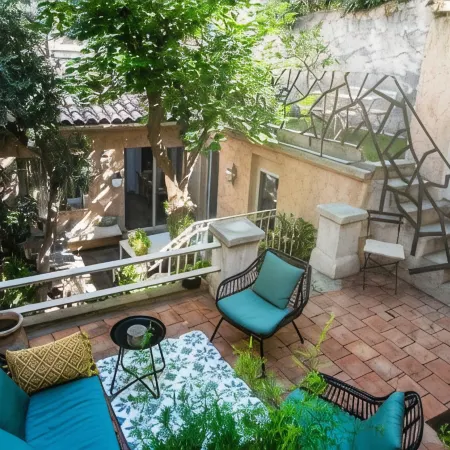 Boutique Hôtel Azur Отели рядом с достопримечательностью «Дворец Лоншам»