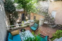 Boutique Hôtel Azur パレ・ロンシャン周辺のホテル