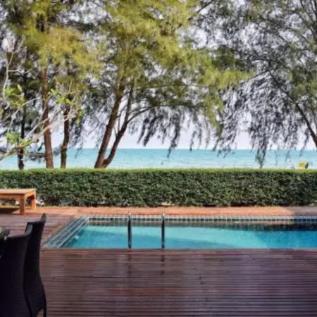 Sea and Sea Villa Sangaroon