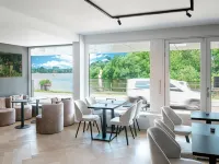 Amsterdam Lake Hotel Hotel di Badhoevedorp