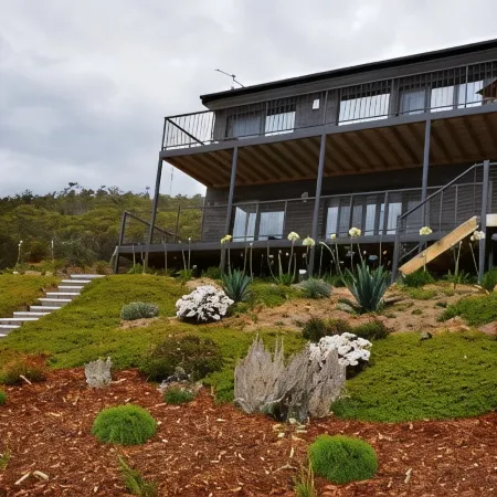 New Norfolk Holiday Apartments