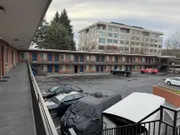 Studio 6 Suites Vancouver WA Waterfront