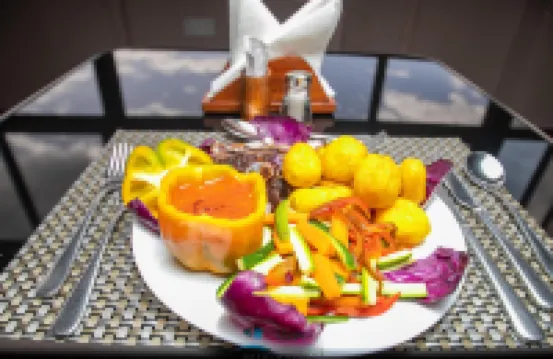 Buraha Zenoni Hotel and Resort