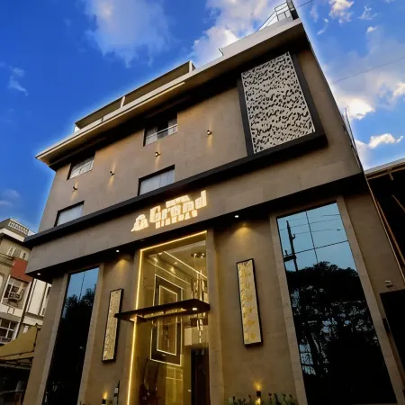 Hotel Grand Girdhar