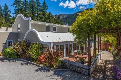 The Central Hotel Queenstown, A Naumi Chapter