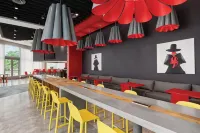 Kompose Boutique Hotel Miami Airport