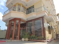 Silver Paradise Hotel Hotels near Tabata bima