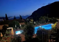 Hotel MioMio - Pools