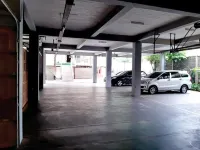 U VILLAGE HOTEL and VILLA - parcheggio