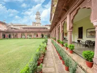 Umed Bhawan Palace, Kotah Hoteles cerca de Estación de tren Kota Junction