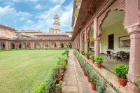 Umed Bhawan Palace, Kotah Hotel di Kota