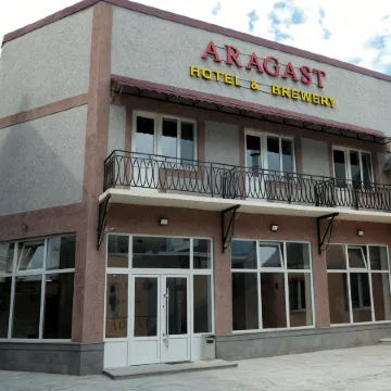Aragast Hotel Отели рядом с достопримечательностью «Монастырь Севанаванк»