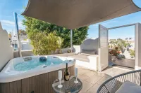 Oasis Hotel - baignoire