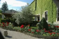 Logis Hôtel Restaurant les Norias Hotels in Moules-et-Baucels