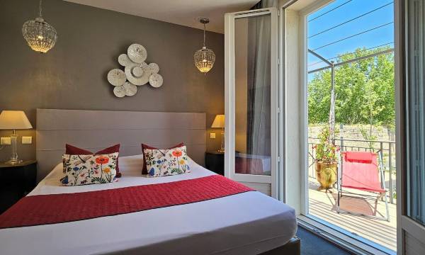 Brit Hotel Acacias