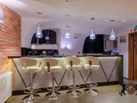 Celestin Residence Hoteles cerca de Puente largo
